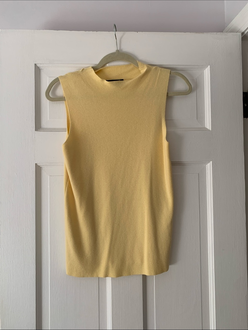 Ann Taylor Sleeveless Mock Neck Tank Top - Pale Yellow, MP